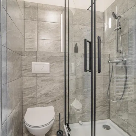 Kyra By Rentez 布拉格